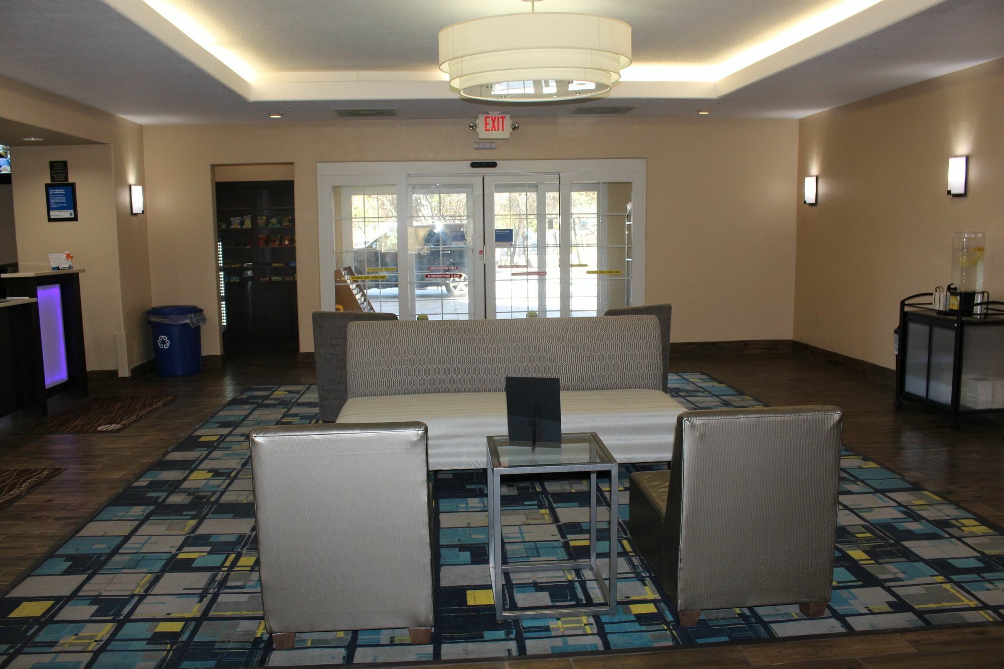 Comfort Inn & Suites Near Six Flags & Medical Center San Antonio Bagian luar foto
